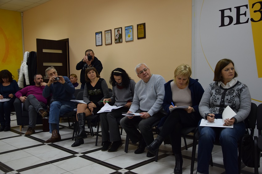 "Детектор медіа" зміцнює незалежні ЗМІ на сході України